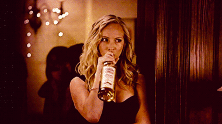 Parti İnsanlarının Yaşları Ge&ccedil;tik&ccedil;e Başına Gelen 10 Durum