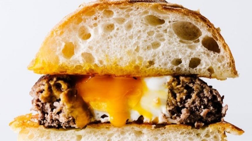 Akşamdan Kalmaları Zıpkın Gibi Yapacak 10 Muhteşem Kahvaltı!