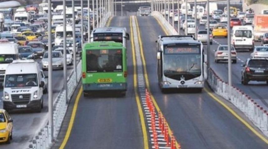 Toplu Taşımada İ&ccedil;inizdeki İnsan Sevgisine Lanet Ettiren 9 İnsan Profili