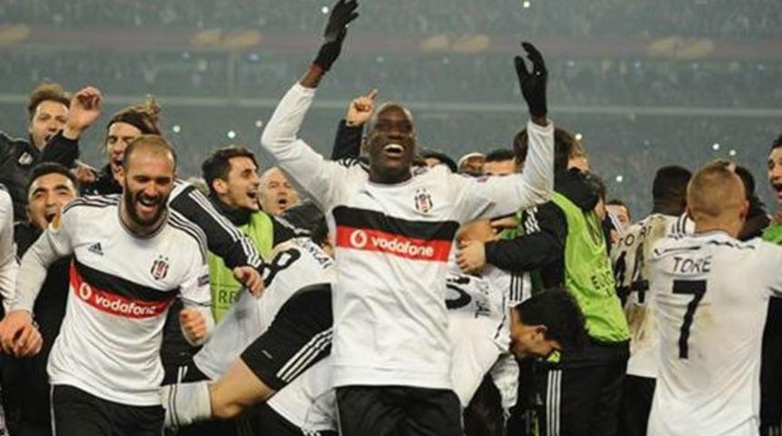 Beşiktaş 6 - 4 Liverpool Kazanan Sosyal Medya!