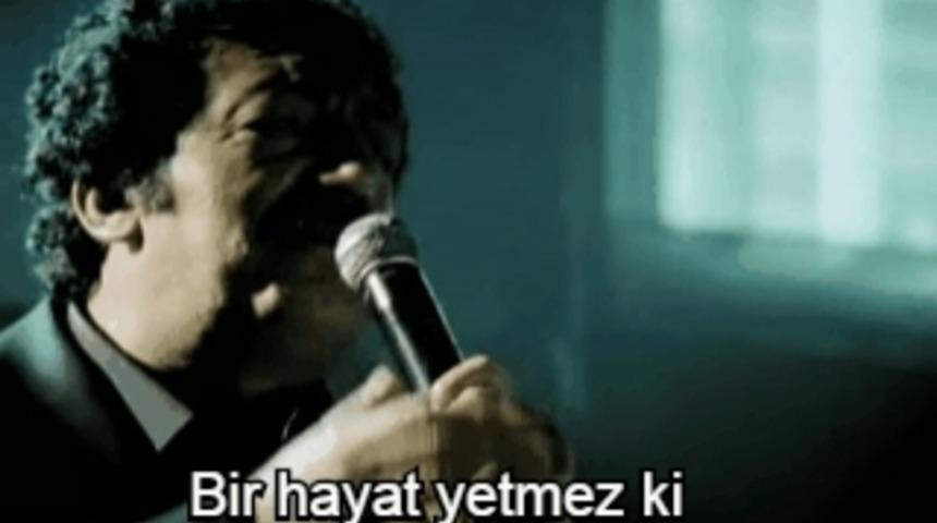 M&uuml;sl&uuml;m G&uuml;rses'i &Ouml;l&uuml;m&uuml;n&uuml;n 2. Yılında Sevgiyle Anıyoruz...