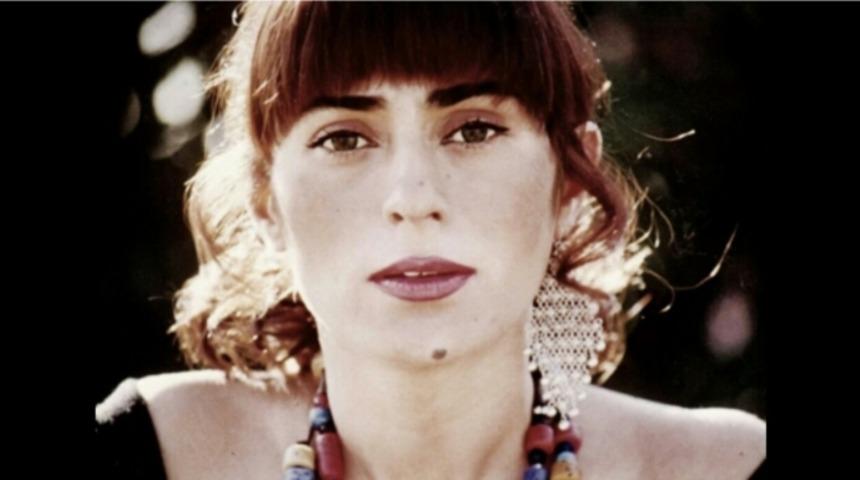 Paylaşım Rekorları Kıran Yıldız Tilbe Yazısıyla Aşkınız Pekişecek!