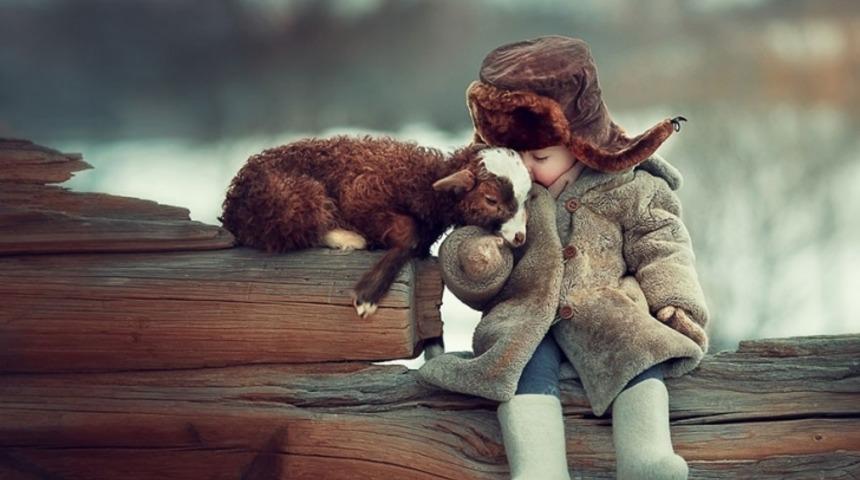 15 Masum Fotoğrafla &Ccedil;ocuklar ve Hayvanlar