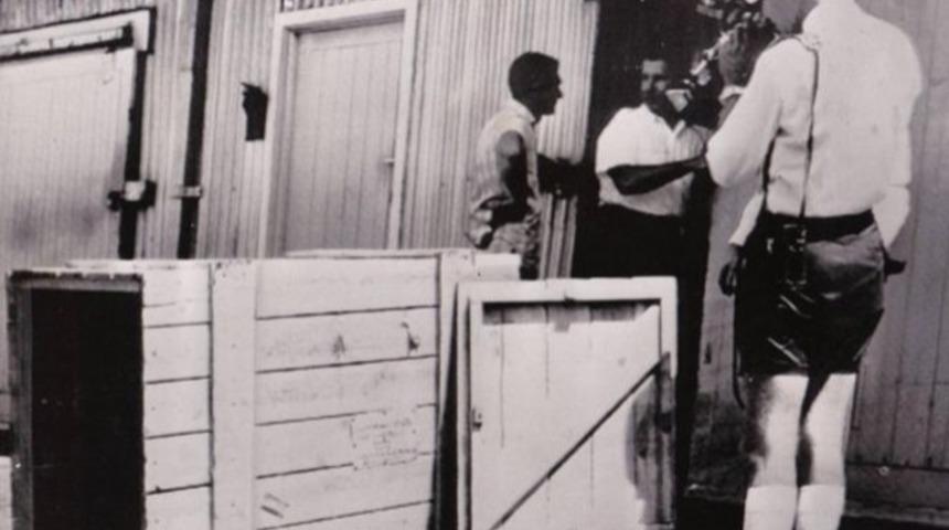 Kendini Kargoyla Avustralya'ya Postalayan Adamın Trajikomik Hikayesi