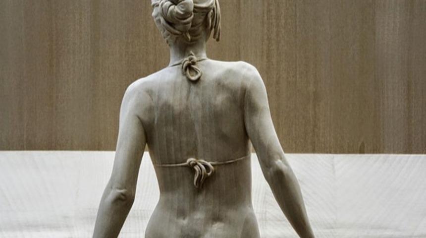 Peter Demetz'in İnanılmaz Ger&ccedil;ek&ccedil;i G&ouml;r&uuml;nen İnsan Temalı Heykelleri