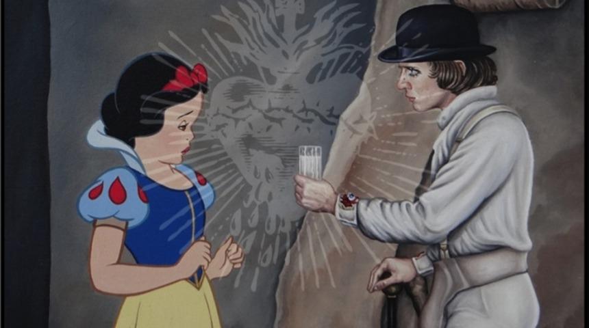 Disneyland&rsquo;a Bir Haller Oluyor