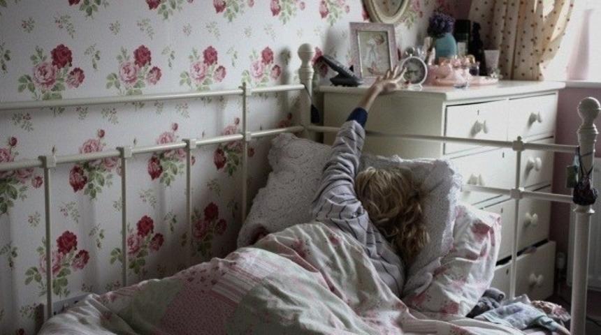 Alarmınızı Ertelemeyin: Saat Değişimiyle Baş Etmenin 4 Yolu