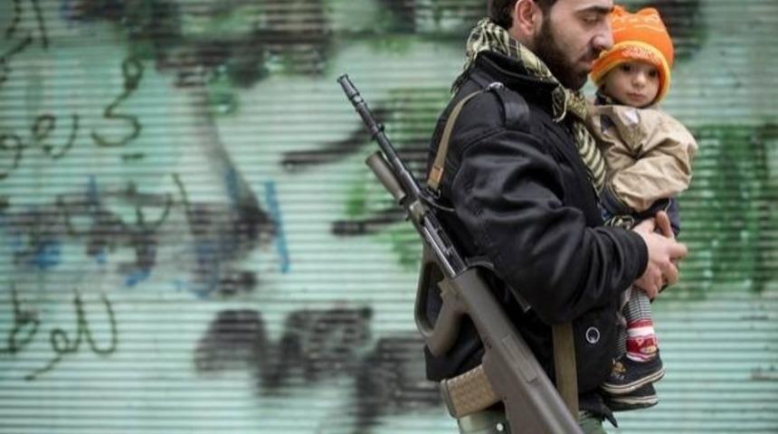 Suriye İ&ccedil; Savaşının Ne Kadar Acı Olduğunu G&ouml;steren 11 Fotoğraf