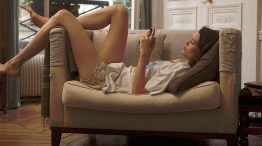 6 Maddede "Neden Mesajlaşmak İlişkilerin B&uuml;y&uuml;s&uuml;n&uuml; Ka&ccedil;ıyor" Sorusunu Cevaplıyoruz