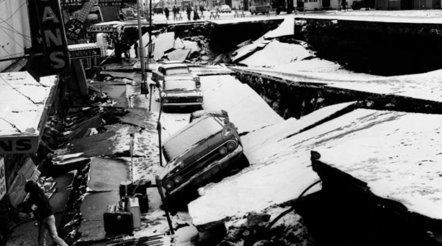 Tarihin En B&uuml;y&uuml;k Yıkımlarından Biri Alaska Depremi