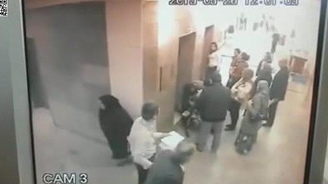 O Güzel Teyzeler O Güzel Hastanelere Kaka Yapıp Gittiler...