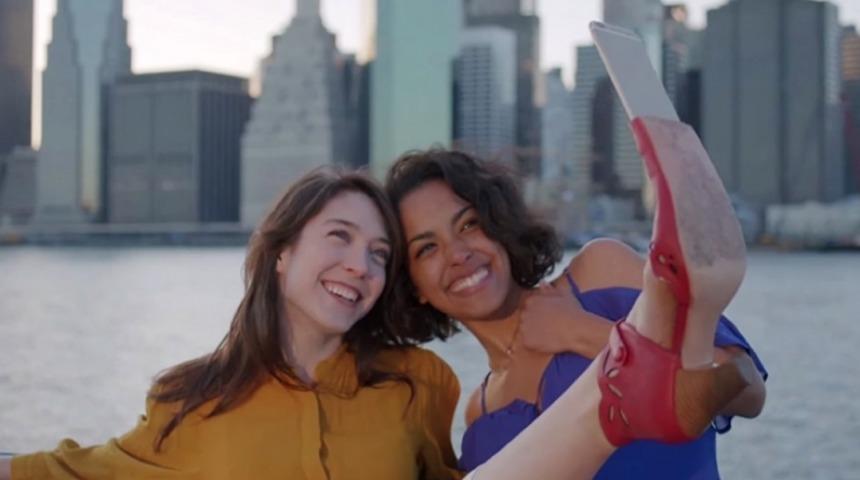 Selfie (&Ouml;z&ccedil;ekim) &Ccedil;ılgınlığının Vardığı Son Nokta!