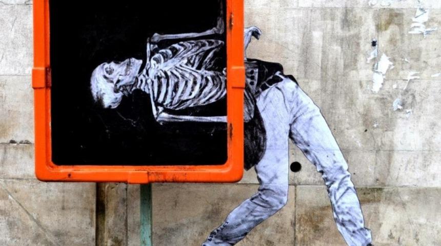 Dikkat İnsan &Ccedil;ıkabilir!