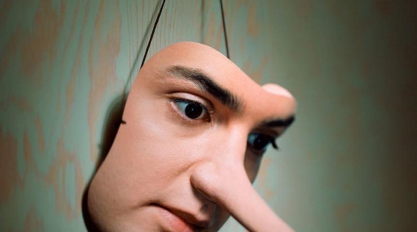 Sevdiğiniz Yalancı Mı Yoksa Hasta Mı?