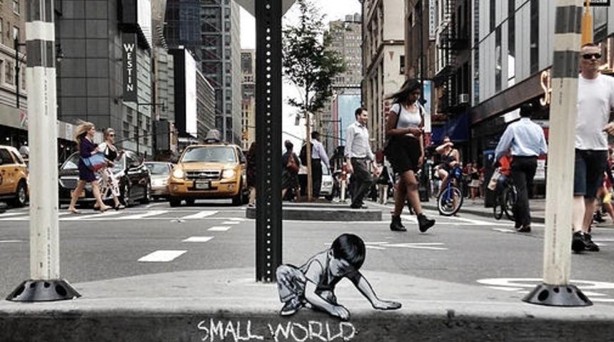 Şehrin Sokaklarına Kurnazca Yerleştirilen Minyat&uuml;r Fig&uuml;rler