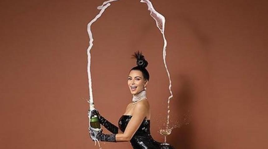 Sosyal Medyada &lsquo;Viral&rsquo; Olmak Ve Moda D&uuml;nyası