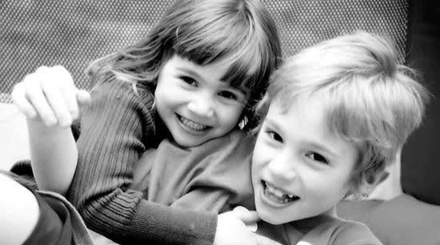 Abisi Olan Kızların Kesinlikle Yaşadığı 9 Durum!