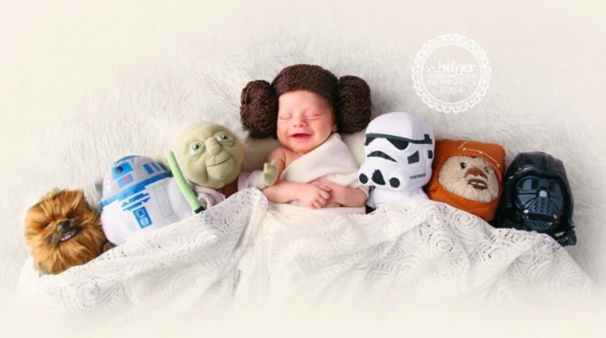 Anne Babasının Adımlarını Takip Eden 20 Geek Bebek