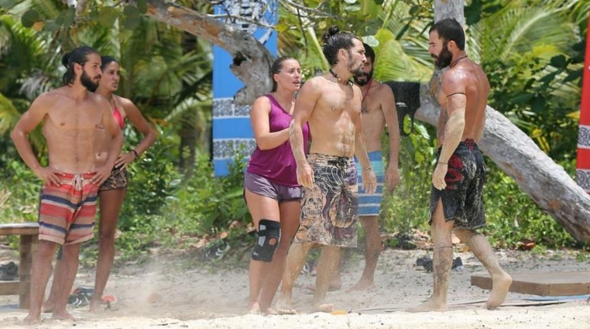 Survivor'a Katılsan Ka&ccedil; Yarışmacıyla Kavga Ederdin?