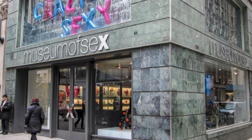 New York Seks M&uuml;zesinden Akıllara Zarar Fotoğraflar!