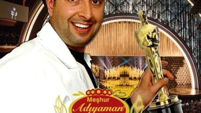 Çiğ Köfte Dükkanının Tanıtımını Yapmak İsteyen Adamın Kahkaha Garantili Fotoşokları