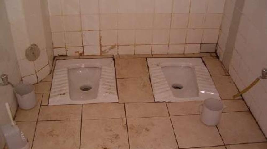 Bir Kez Tuvalet Yapanın Bir Daha Uğramayacağı 14 İlgin&ccedil; Tuvalet