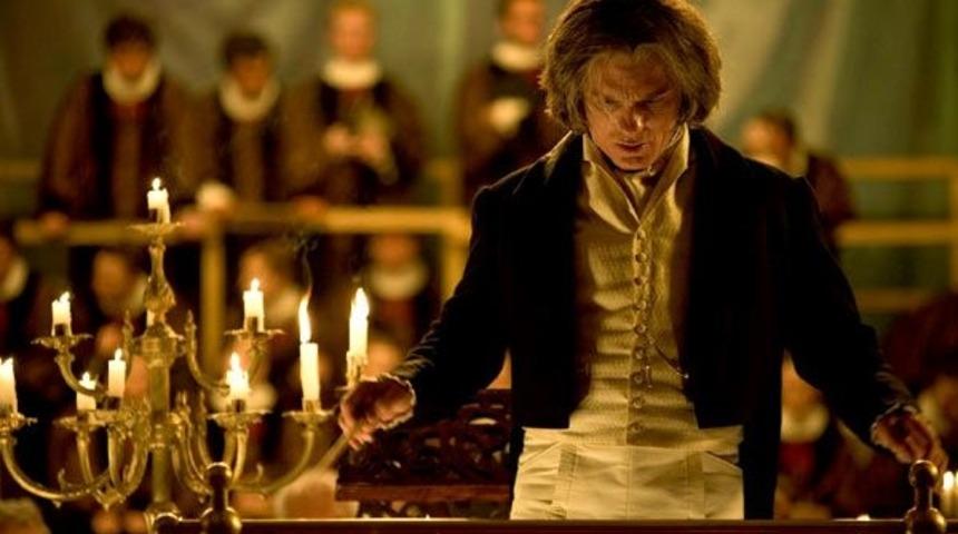 Bildiğinizi Bilmediğiniz Senfoni "Beethoven Ve 9. Senfoni"