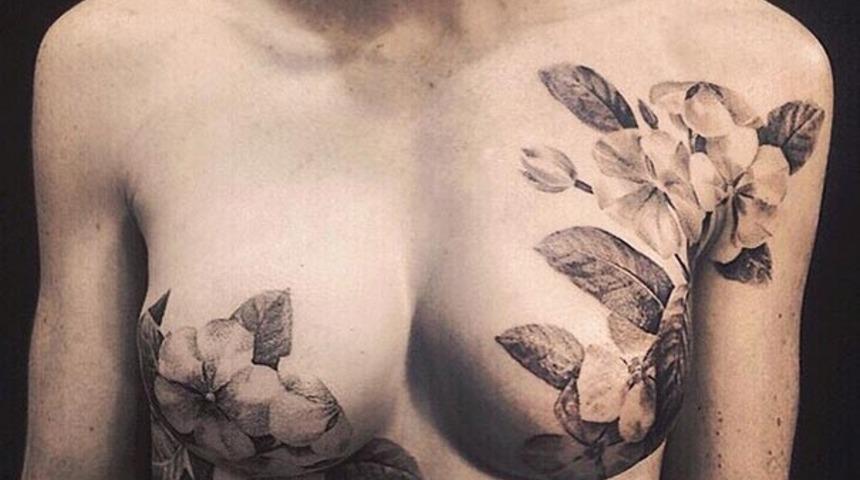 Bu D&ouml;vme Sanat&ccedil;ısı G&ouml;ğ&uuml;s Kanseri Olan Kadınlara Harika D&ouml;vmeler Yapıyor