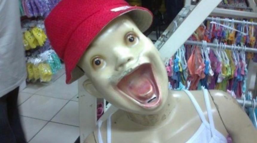 Bu 15 Mankeni G&ouml;rd&uuml;ğ&uuml;n&uuml;zde ''Ay Ben Buradan Alışveriş Felan Yapmam'' Diyeceksiniz