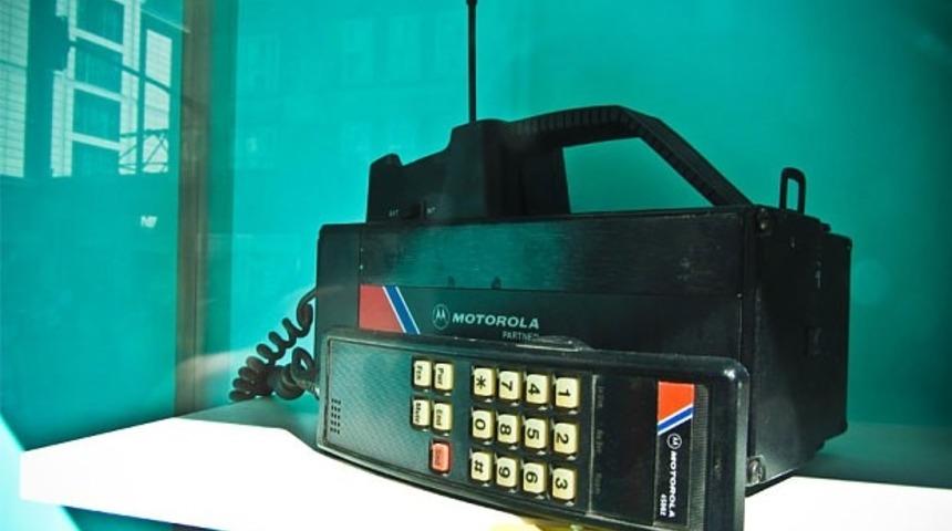 21 Fotoğrafta Cep Telefonlarının Evrim Hikayesi