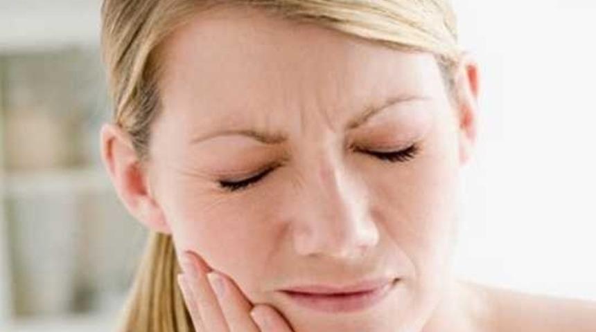 Aniden Diş Ağrısına Tutulanlara Can Kurtaran Taktikler