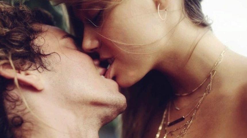 Uzun Bir İlişkide Yapacağınız 6 &Ccedil;eşit Seks