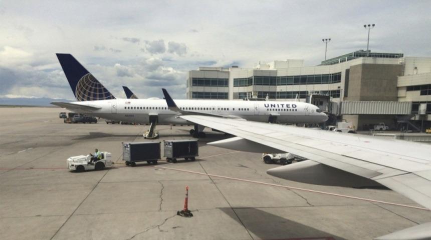 M&uuml;sl&uuml;man Kadın Amerikan U&ccedil;ağında Ayrımcılığa Uğradı