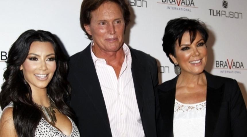 İnanılmaz Ama Ger&ccedil;ek! Kim Kardashian'ın &Uuml;vey Babası Kadın Oldu