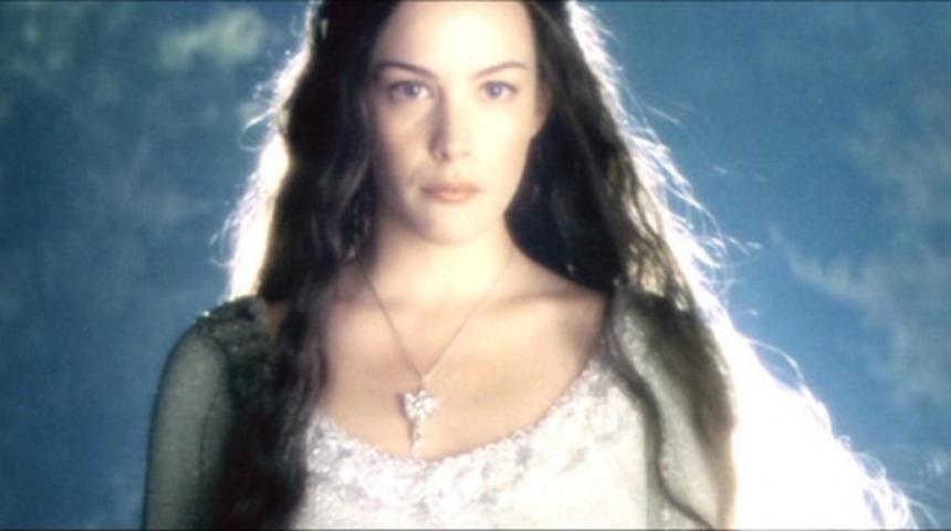 Aktrisleriyle Havalarına Hava Katan 13 Roman Karakteri Kadın