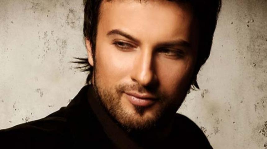 Tarkan&rsquo;ın Yurdun D&ouml;rt Bir Yanında Hala Aşırı Sevilmesinin Arkasındaki 10 Neden