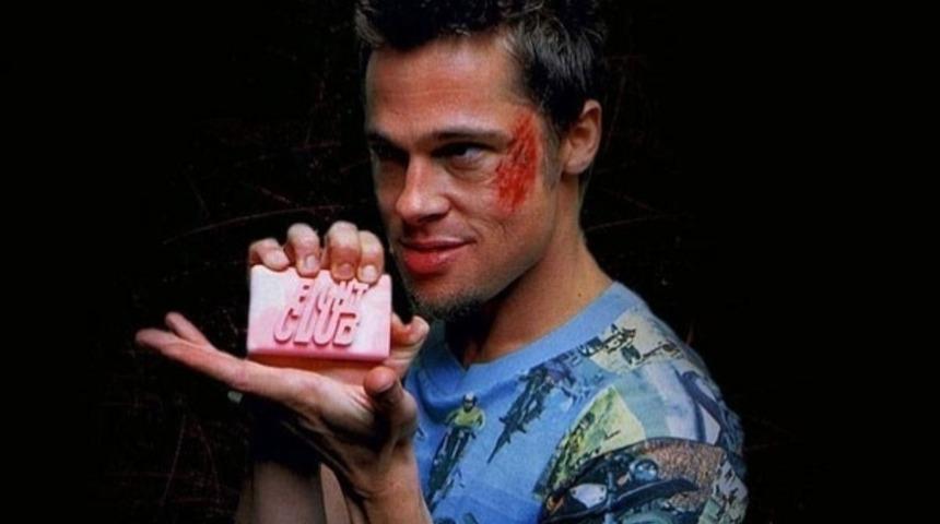 Dizi ve Filmlerdeki Farkına Varılması Zor 15 Gizli Mesaj