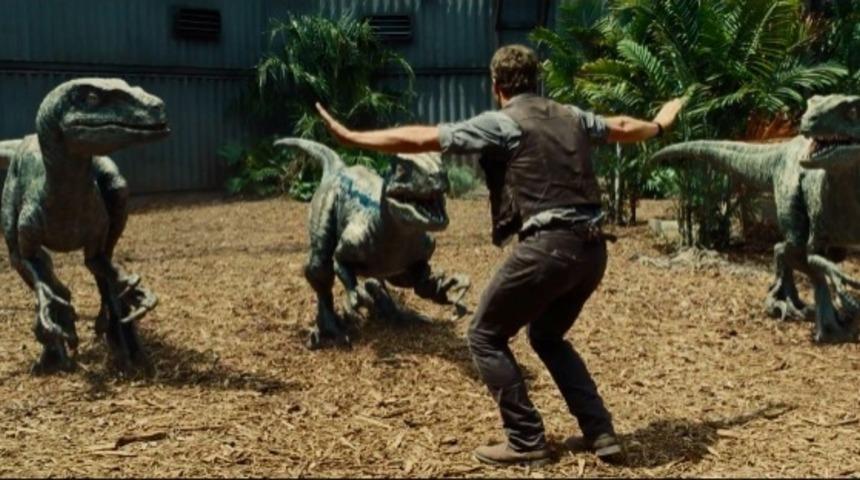 Jurassic World Gişede Resmen Kırdı Ge&ccedil;irdi, Kimse Sonuca İnanamıyor!