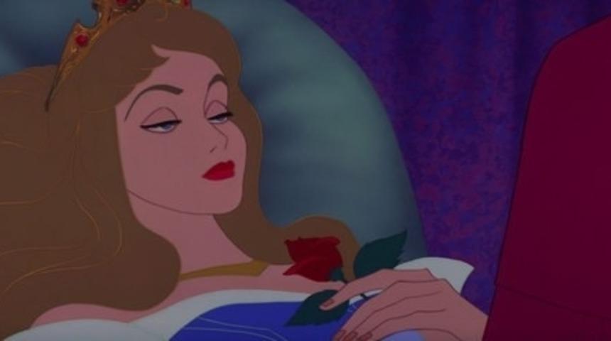 Akşamdan Kalma Halinizi M&uuml;kemmel Şekilde &Ouml;zetleyen 30 Disney Resmi