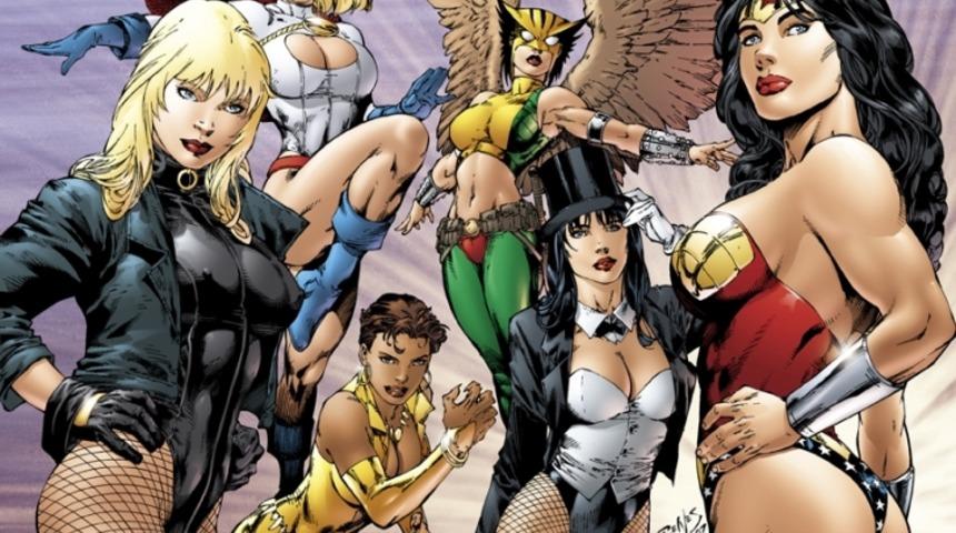 Kadın S&uuml;per Kahramanlar Seslerini Duyurmak İstiyor!