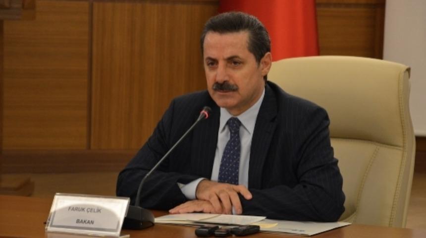 “AK Parti 2014 yılında 1 milyon 370 bin kişiyi işe yerleştirdi”  Mi?