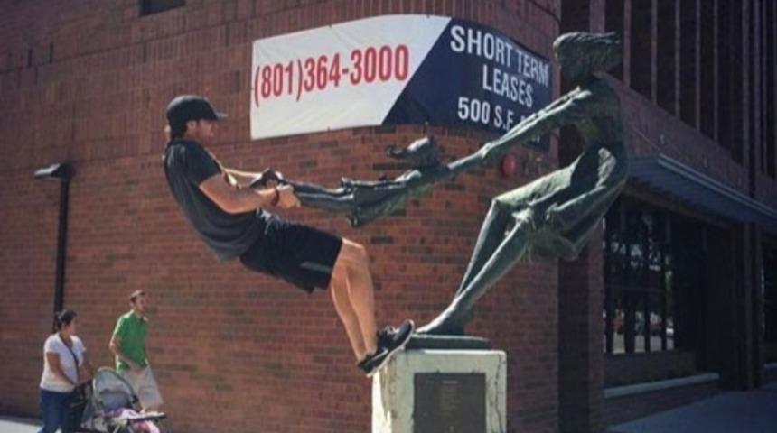 'Ucube' Heykellerle Eğlenen 37 Minnoş İnsan!