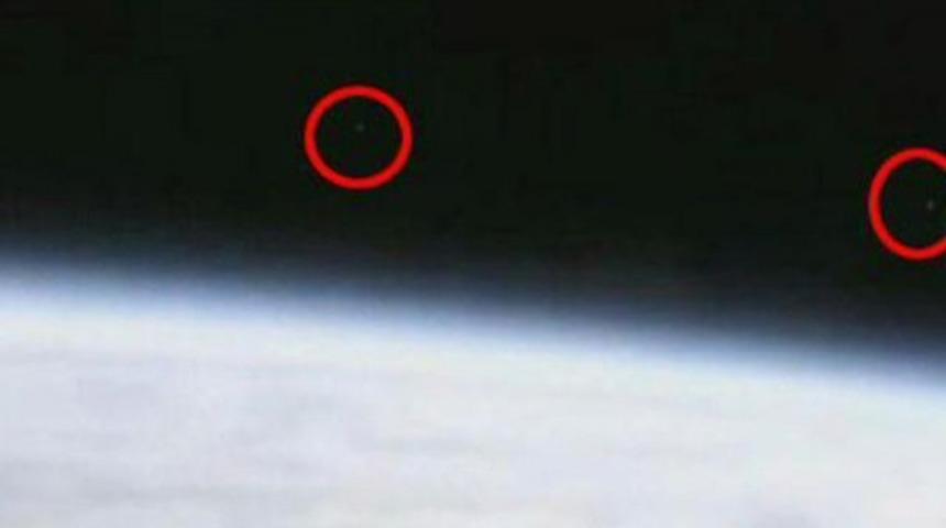 D&uuml;nyanın Konuştuğu NASA Videosu! A&ccedil;ıklanamayan Cisimler Yayını Kesti