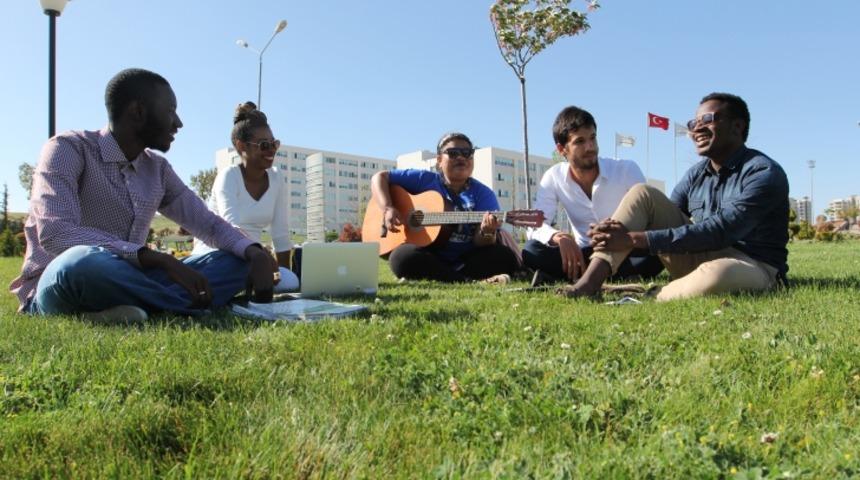 Yeni Başlayanların Üniversiteyle İlgili 10 Beklentisi