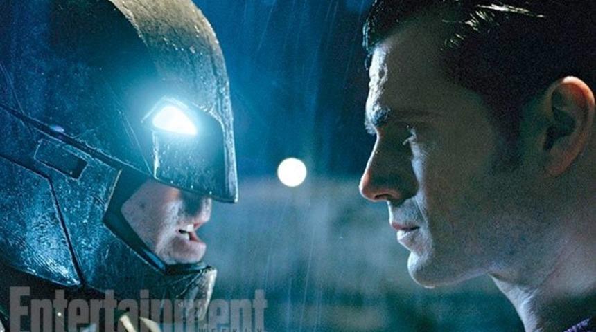 Batman v. Superman: Dawn of Justice'den Taptaze, Mis Gibi 6 Resim!