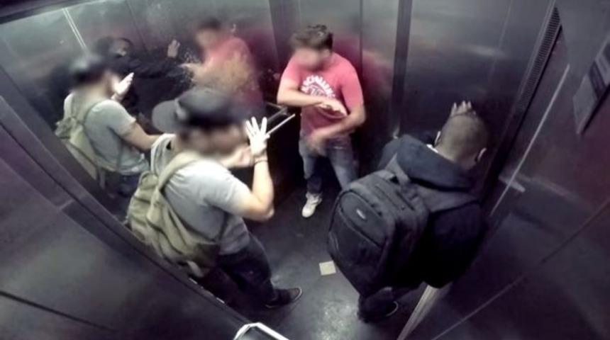 Dünyanın En İĞRENÇ Kamera Şakasına Hazır Mısınız?