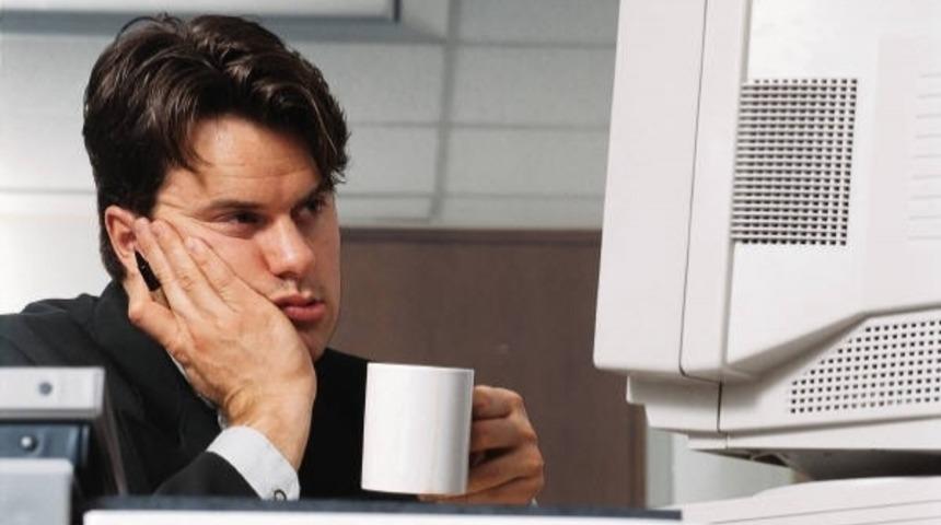 Ofiste &Ccedil;ok Sıkıldığınızda ''Napıcaz Bu Oyalanmaları...'' C&uuml;mlenizin 8 &Ccedil;aresi