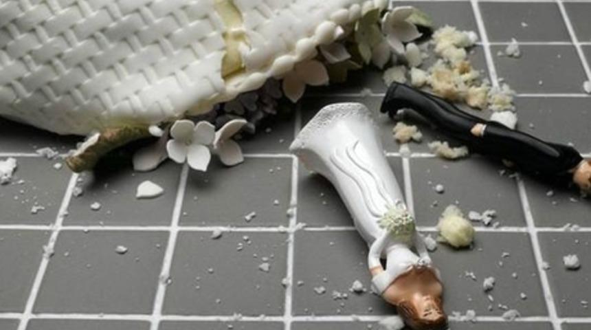 'Eşimin Eşcinsel Olduğunu Nasıl &Ouml;ğrendim?'