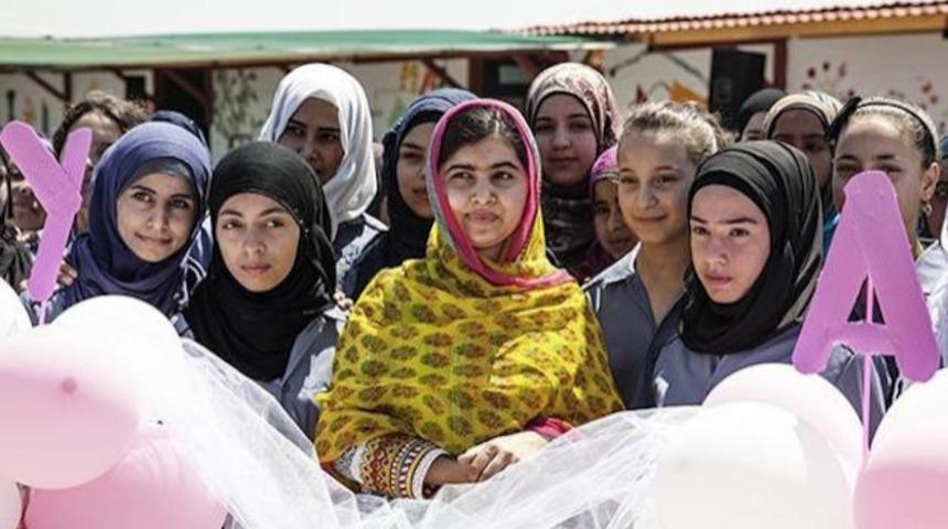 Nobel &Ouml;d&uuml;ll&uuml; Malala Yousafzai Suriyeli M&uuml;lteci Kız &Ccedil;ocukları İ&ccedil;in Okul A&ccedil;tı
