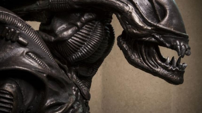 Comic-Con 2015'in En &Uuml;zerine Uğraşılmış, İnanılması Zor 14 Kost&uuml;m&uuml;!